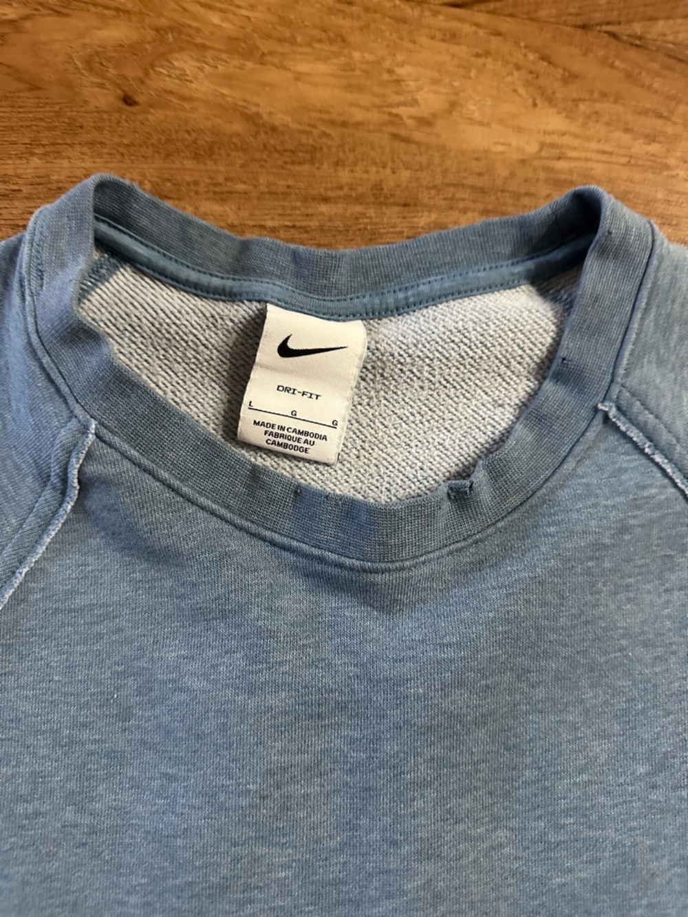 Nike Heritage Men's Dri-FIT Short-Sleeve Fleece Fitness Top - Picture 8 of 10